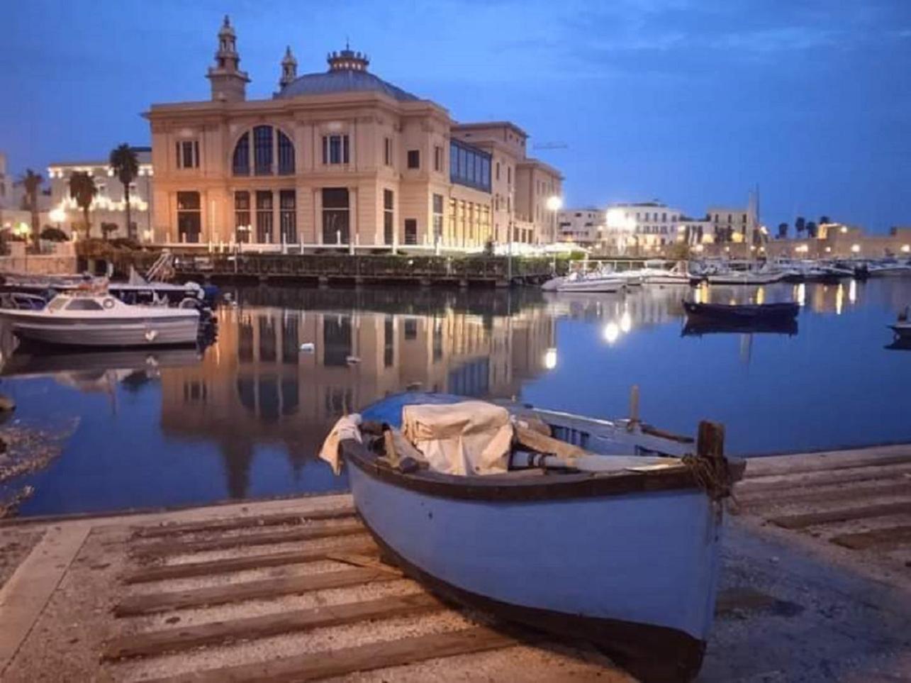 Vila La Follia Dell'Architetto Bari Exteriér fotografie